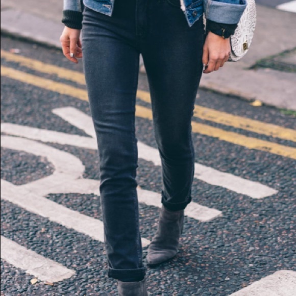 Pᴀɪɢᴇ Dᴇɴɪᴍ Hᴏxᴛᴏɴ Cʀᴏᴘ Rᴏʟʟ Uᴘ Jᴇᴀɴ - Picture 2 of 15